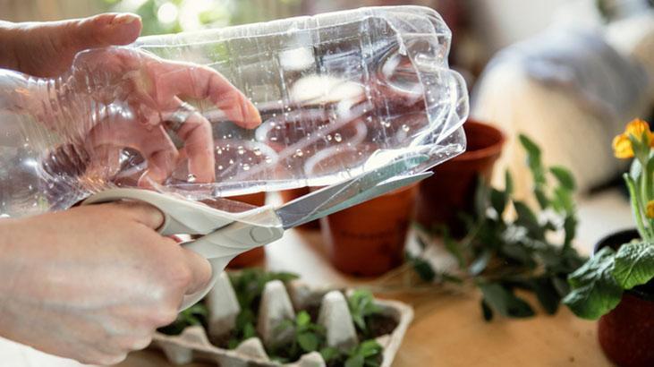 Plastik şişeden otomatik fiskiye! Bahçe sulamayı unutanlara tek atımlık çözüm