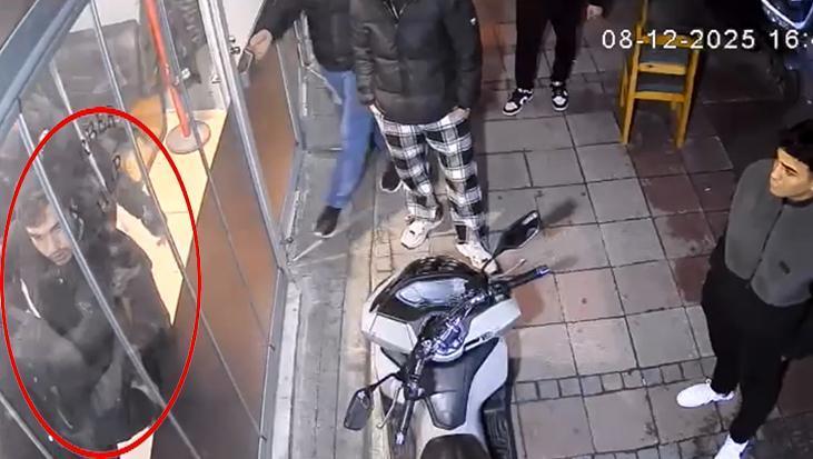 Borç tartışması dehşete döndü! Kuaför dükkanını baltayla bastı, 'Seni keseceğim' diye tehdit etti
