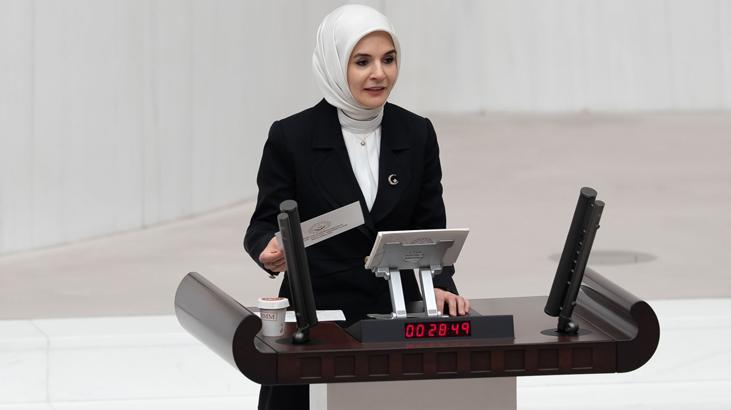 Bakan Göktaş, doğum izinlerini uzatacak teklifi yakında meclise sunacaklarını duyurdu