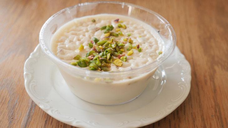 Saray sofralarından gelen lezzet! Tam kıvamında muhallebi: Bu tarife doyum olmuyor