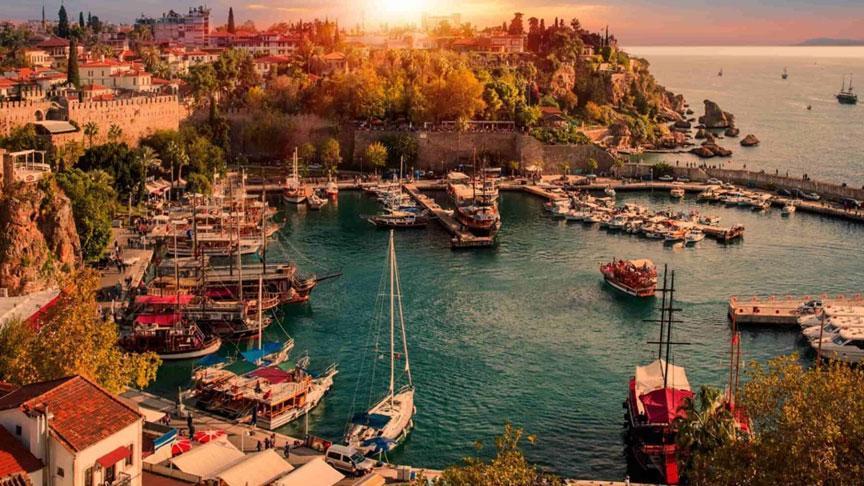 Antalya Los Angeles ve Dubai’yi geçti! Dünyanın en iyi 5 turizm destinasyonu arasına girdi