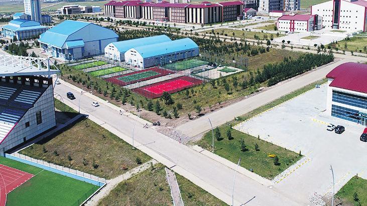 Kars’ın sırrı yarım kalan binalar