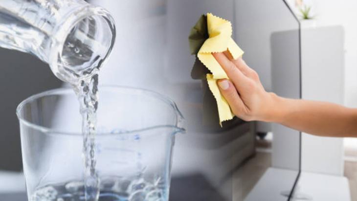 10 dakikada pırıl pırıl bir ekran! Televizyona musluk suyu püskürten yandı: Daire çizin