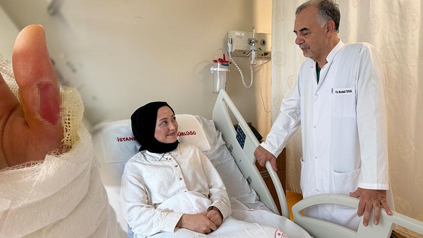 Genç kızın hayatı ailesi ile evde otururken 10 dakikada kabusa döndü! ‘Karnımda acı hissettim, tarifi yok’