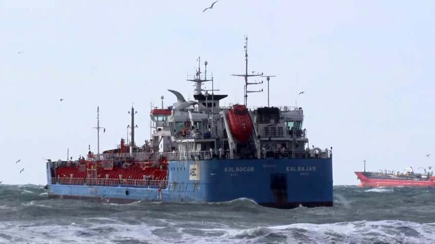 Son dakika... Bakırköy açıklarında iki tankenden acil durum çağrısı! Ekipler sevk edildi