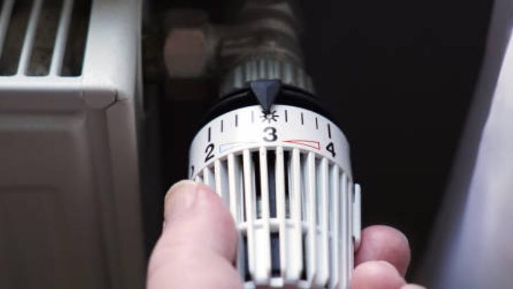 Vanadaki rakama göre ayarlayın! Doğalgaz faturasını düşürüp evi hamam gibi yapıyor