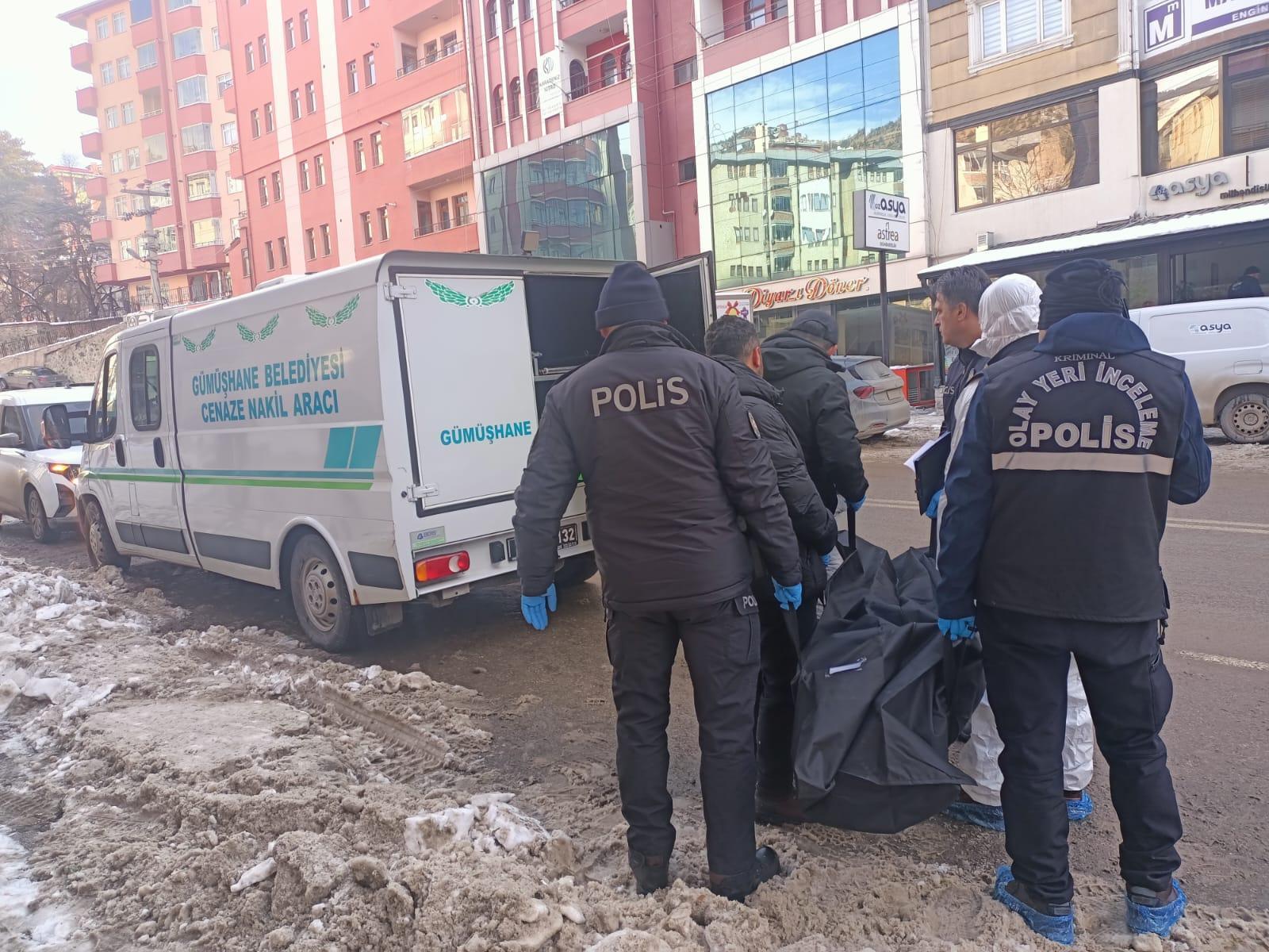 Sınava gelmeyince gerçek ortaya çıktı! Akademisyen evinde ölü bulundu