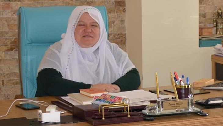 İYİ Parti, Zeynep Güneş'i kıyafeti üzerinden hedef alan Mehmet Emin Korkmaz'ı ihraç etti