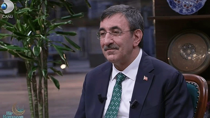 Cumhurbaşkanı Yardımcısı Cevdet Yılmaz'dan Kanal D'de 'Ramazan' tarifi: Toplum için 'arınma' ayı