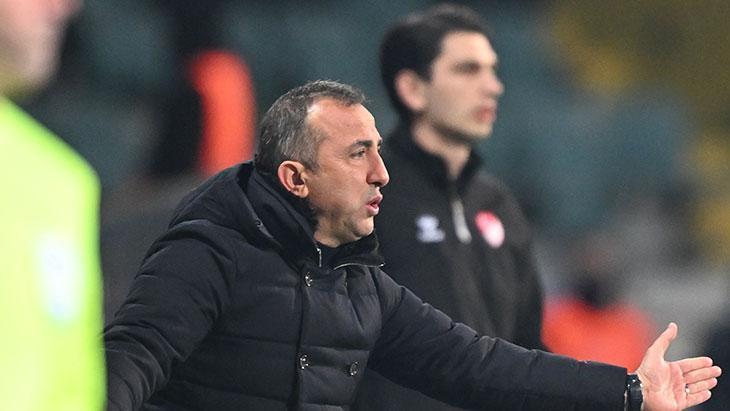 Rizespor'da Recep Uçar sonuçtan memnun! 'Taraftarımızı mutlu ettik'