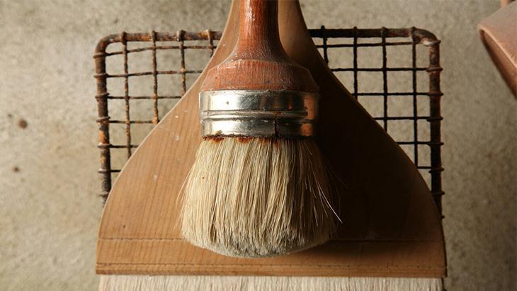 Hem boyuyor hem temizliyor! Fırça deyip geçmeyin, ömür boyu kullanılıyor