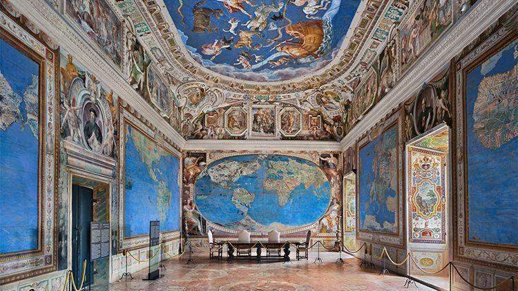 Ahmet Ertuğ sergisi Venedik’te kapılarını açtı