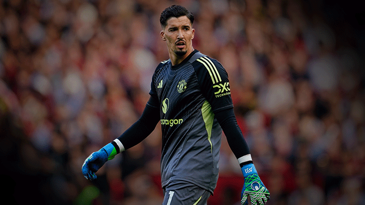 Altay Bayındır Süper Lig'e geri dönüyor! İstanbul deviyle anlaştı