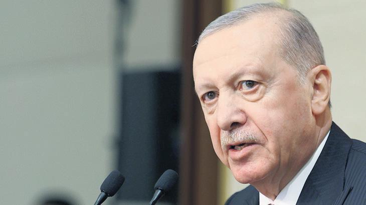 Cumhurbaşkanı Erdoğan, gençlerle iftarda buluştu: Artık kimse size parmak sallayamaz