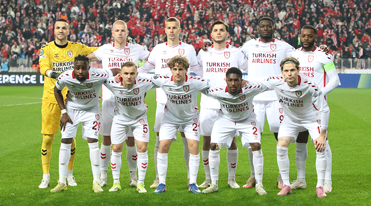 Samsunspor'da hedef her şeye rağmen turu geçmek!