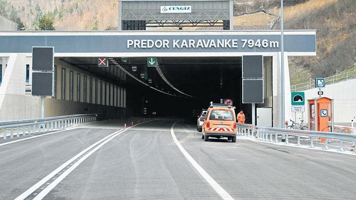 ‘Stratejik’ tünelde Türkler alkışlandı