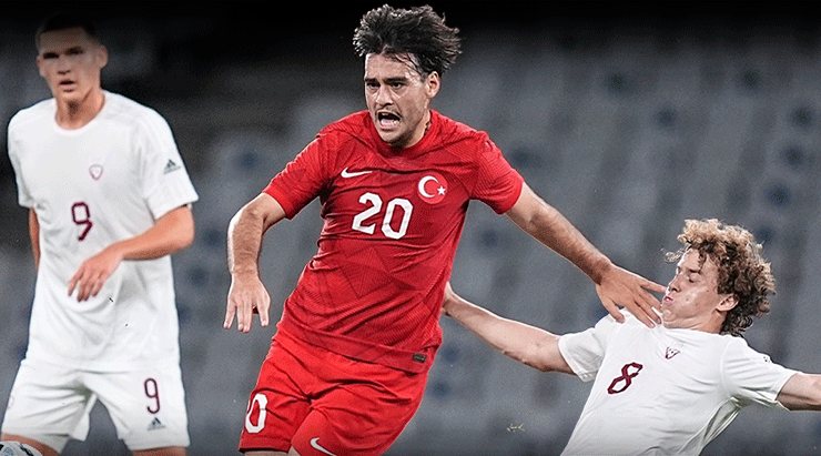 A Milli Takım'da bir sakatlık daha! Yıldız oyuncudan resmi açıklama