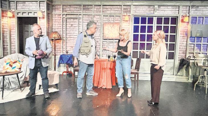 Sahne hayaletler için kuruluyor