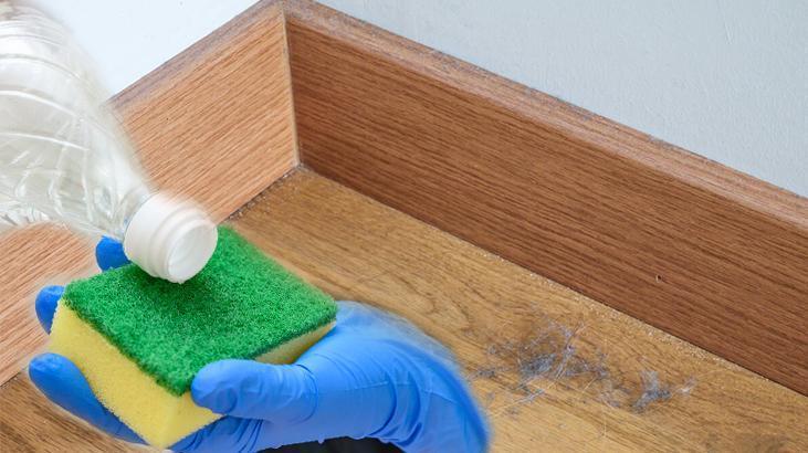 Süpürgelikte biriken kirin düşmanı sirkeymiş! 2 dakikada hazırlanan karışım yıllarca koruyor