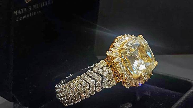 Türkiye'de bulunan en büyük ve en değerli pırlanta! İstanbul'da ele geçirildi