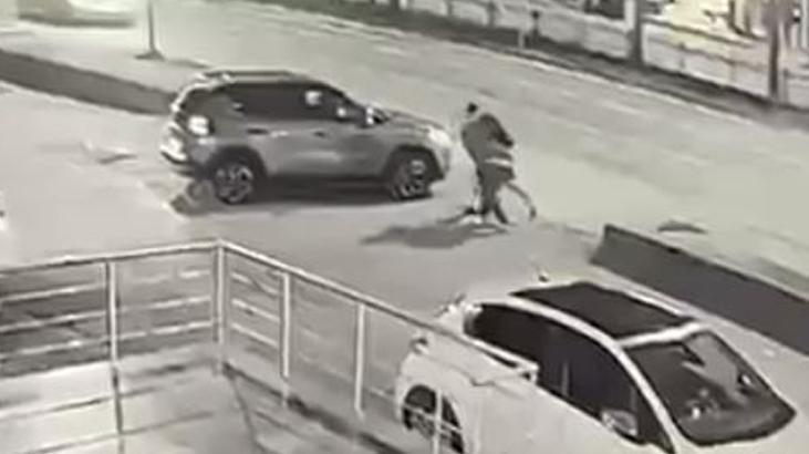 Dehşet anları kamerada! İş arkadaşını 9 bıçak darbesiyle katletti