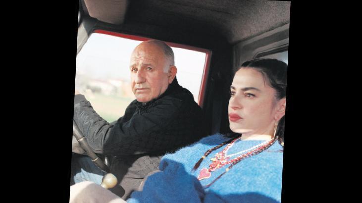 Kapaktaki kamyon emeği, yolu, zamanı ve sevgiyi anlatıyor
