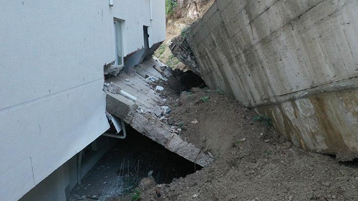 Nevşehir'de istinat duvarı çöktü, apartmanda hasar oluştu