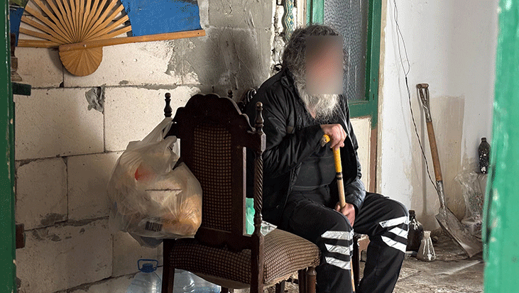 Gebze’de İnanılmaz Olay! 1 yıldır dışarı çıkmamış: Çöp evin altından dram çıktı