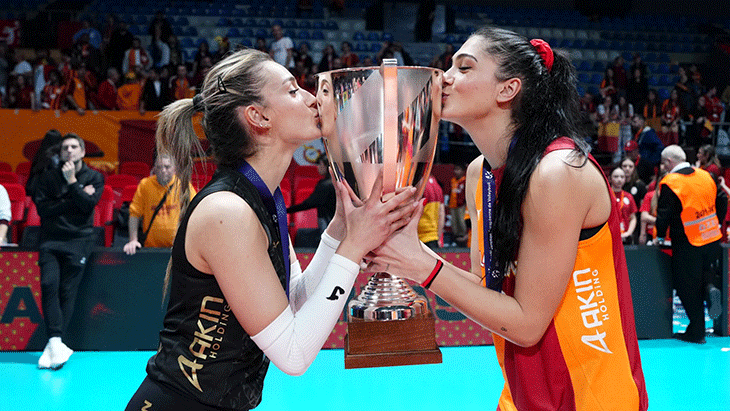 Galatasaray'dan VakıfBank'a! Vedasını açıkladı, yerine gelecek isim belli oldu