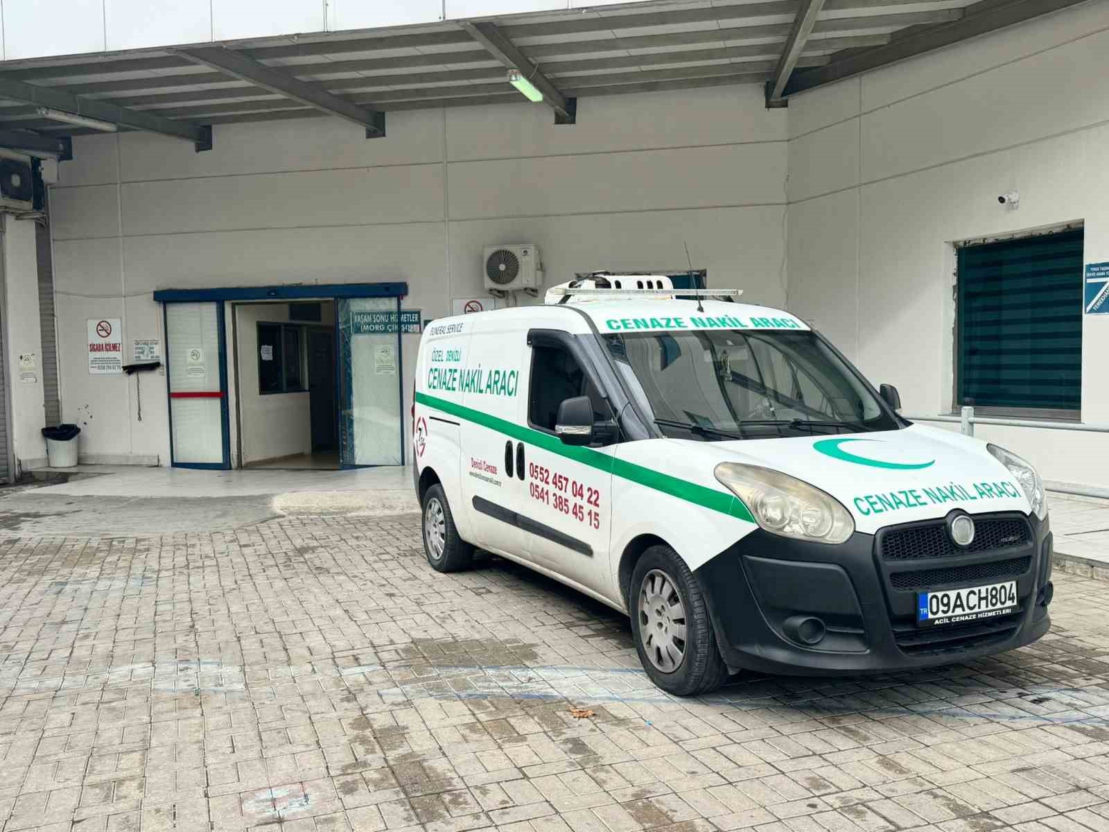 İki genç arasında başlayan tartışma silahlı kavgaya dönüştü, 1 ölü