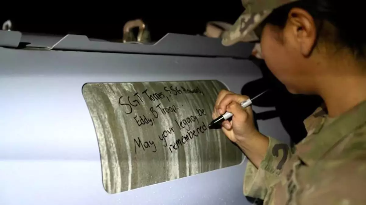 ABD, Suriye'de IŞİD'e karşı 'büyük bir hava saldırısı' düzenledi