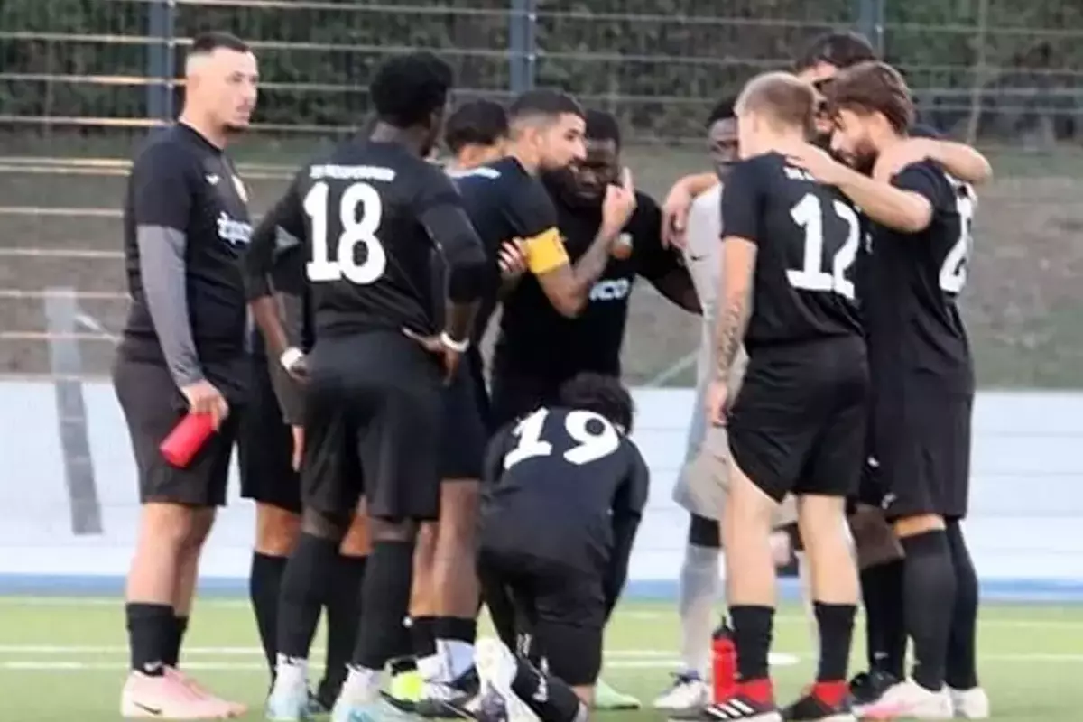 Türk futbolcu tam 17 gol attı! Dünya 66-0'lık bu maçı konuşuyor