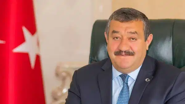 AKP’li başkan 7 milyonluk makam aracını böyle savundu: ‘Götü boklu arabayı çok gördüler’