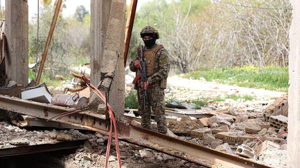 Suriye, Lübnan’da Hizbullah ile çatışmaya mı hazırlanıyor?