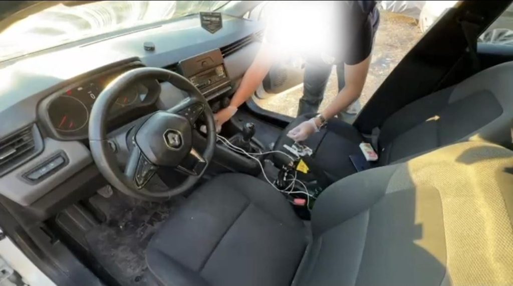 Aynı kuyumcuya ikinci kez geldiler! Polis bu kez suçüstü yakaladı