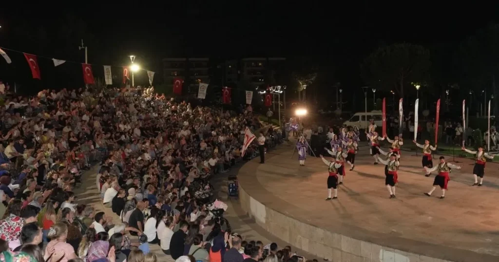 Denizli’de Dünya Rüzgarı Esiyor