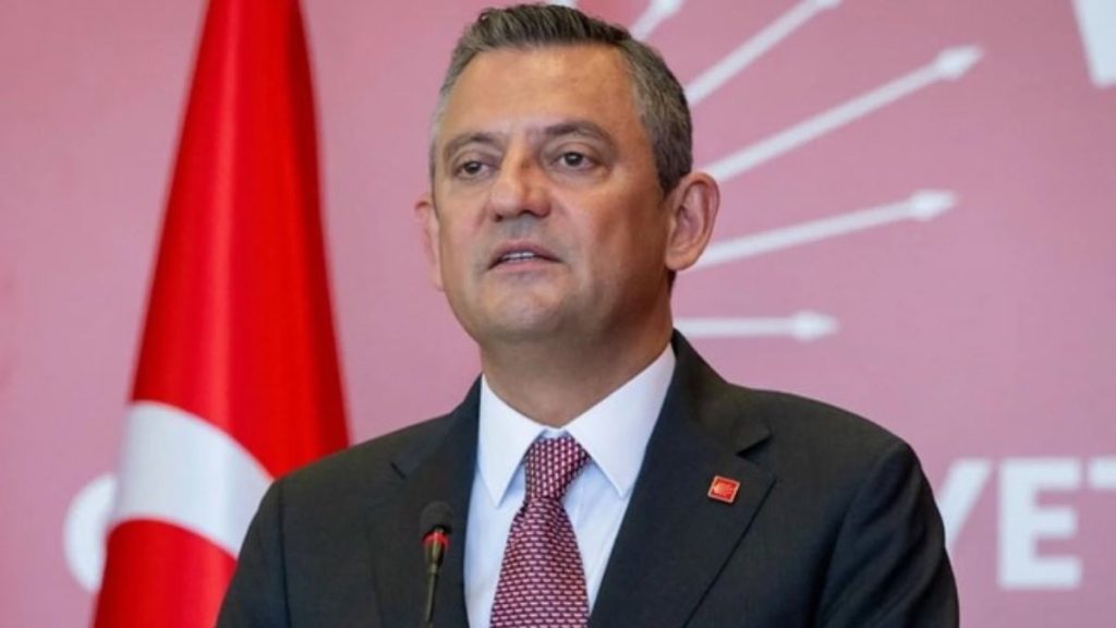 Özgür Özel, tutuklu Deniz Göktaş’ı cezaevinde ziyaret etti